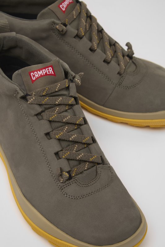кемпер дизайн Peu Pista Gore-tex кафяви сиви кожени маратонки за жени