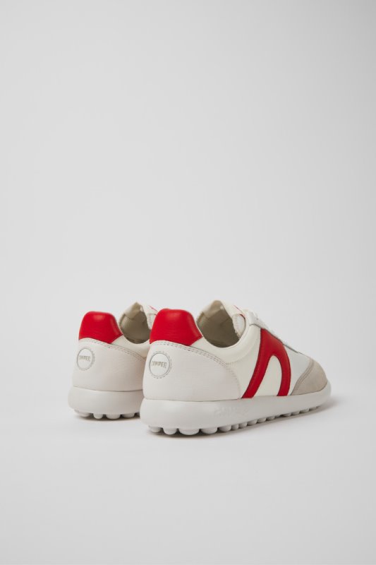 Camper Pelotas Xlite бели и червени кожени и текстилни маратонки за жени нови постъпления